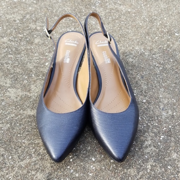 clarks sling back shoes